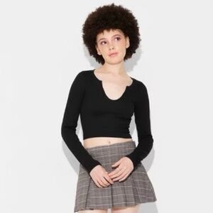Wild Fable Women's Long Sleeve V-Neck Seamless Notched Top Size L Black